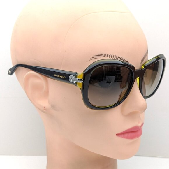 🕶️Made in Italy! GIVENCHY SGV884 Sunglasses 55/18/135 | ALB6🕶️ - Picture 8 of 8